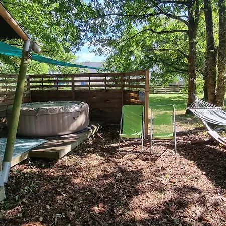 Luxury Safari Tent With Hot Tub At La Fortinerie Luxusní stan *